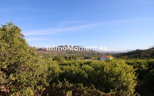 Wiederverkauf - Villa -   Inländisch - Alora