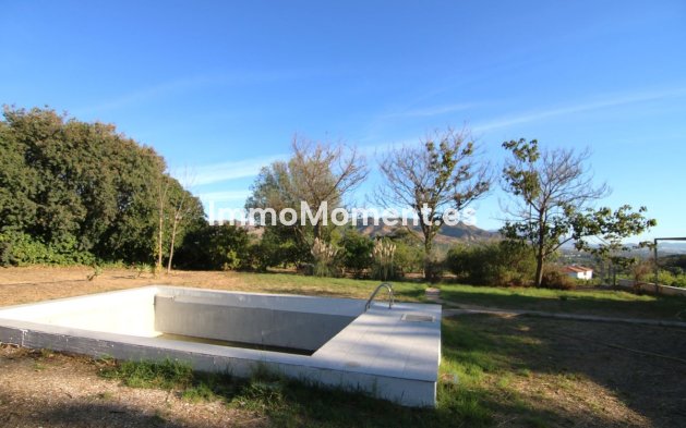 Wiederverkauf - Villa -   Inländisch - Alora