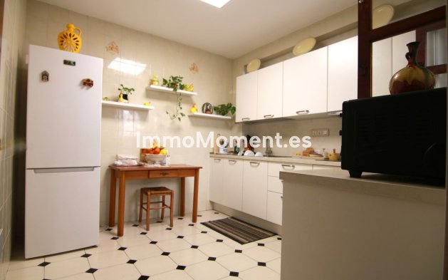 Revente - Maison mitoyenne - Intérieur                       - Coín