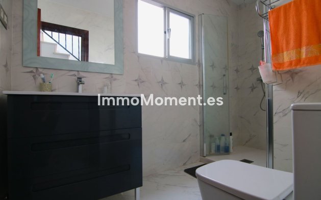 Revente - Maison mitoyenne - Intérieur                       - Coín