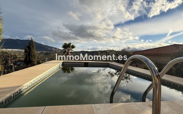 Revente - Villa - Intérieur                       - Coín