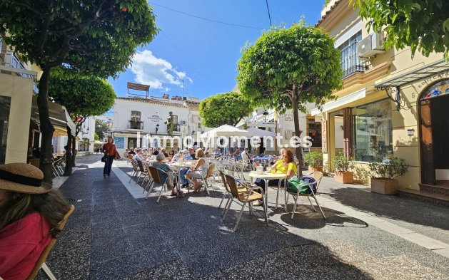 Wiederverkauf - Wohnung - Estepona  - Estepona Centro