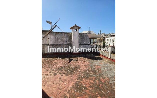 Wiederverkauf - Wohnung - Estepona  - Estepona Centro