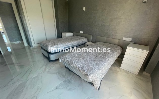 Revente - Villa - Torrevieja - La Mata