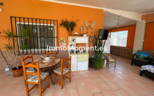 Resale - Villa - Guardamar del Segura - Guardamar del Segura Centro