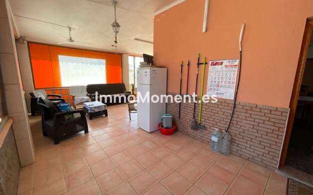 Resale - Villa - Guardamar del Segura - Guardamar del Segura Centro