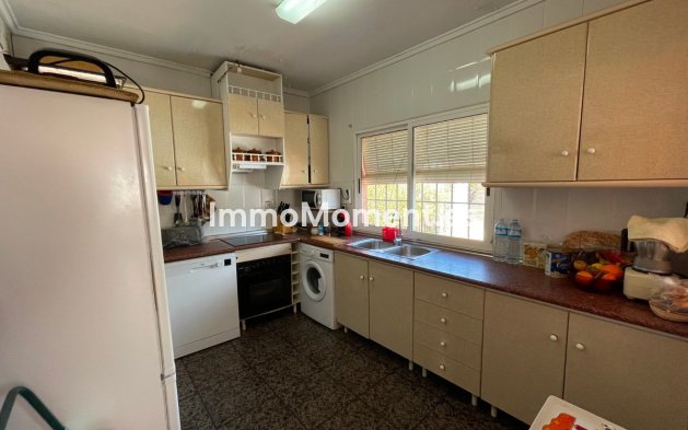 Resale - Villa - Guardamar del Segura - Guardamar del Segura Centro