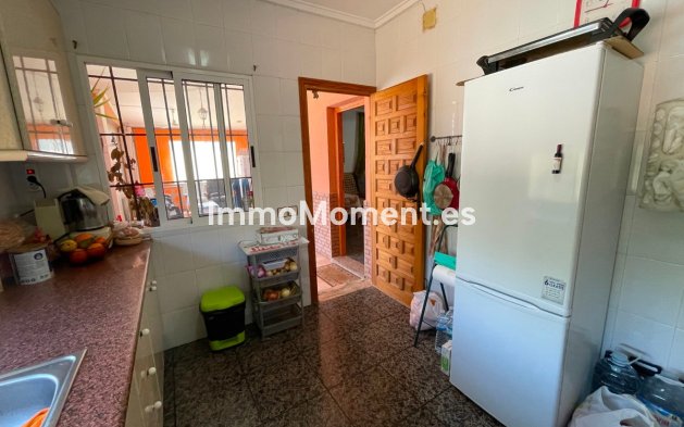 Resale - Villa - Guardamar del Segura - Guardamar del Segura Centro