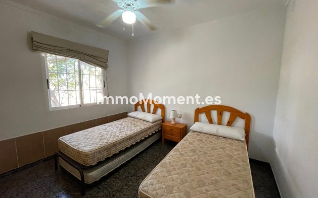 Resale - Villa - Guardamar del Segura - Guardamar del Segura Centro