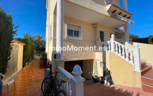 Resale - Villa - Guardamar del Segura - Guardamar del Segura Centro