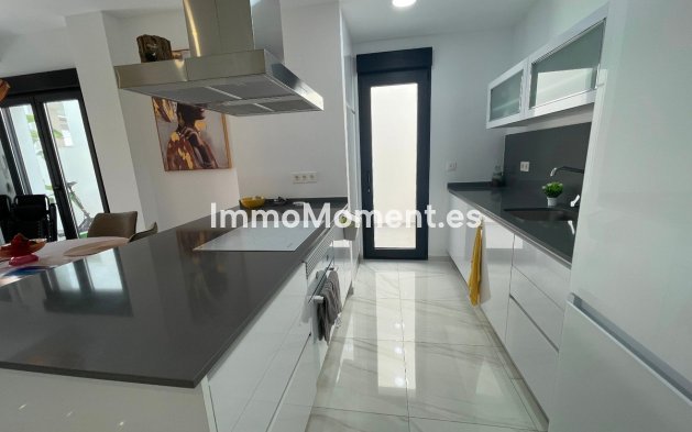 Resale - Villa - Benijofar