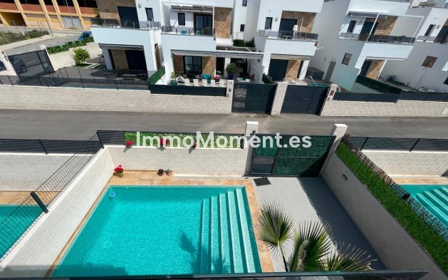 Resale - Villa - Benijofar