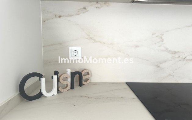 Resale - Apartment - Fuengirola - Fuengirola Centro