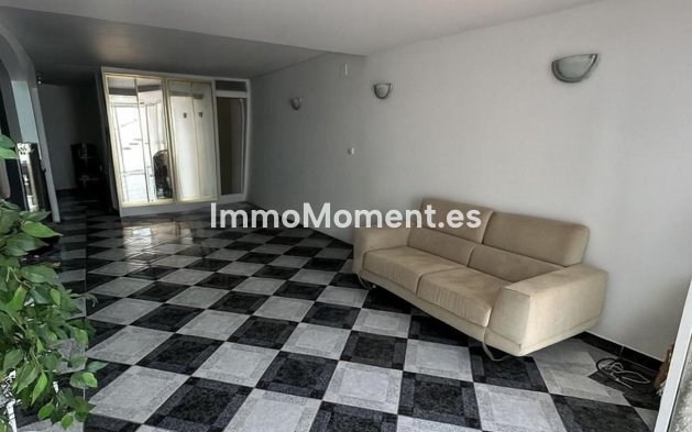 Resale - Apartment - Mijas - Calahonda
