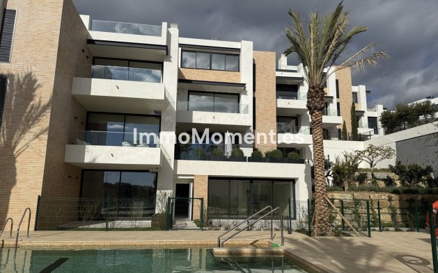 Revente - Appartement - Estepona  - Estepona Centro