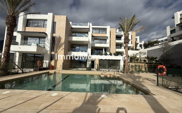 Revente - Appartement - Estepona  - Estepona Centro