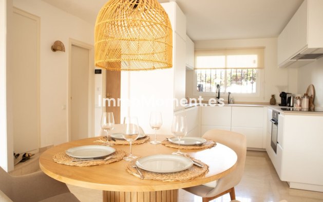 Revente - Villa - Marbella - Nueva Andalucía