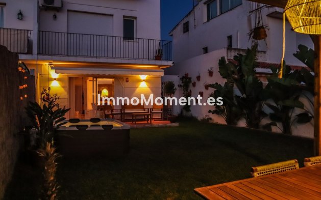 Revente - Villa - Marbella - Nueva Andalucía
