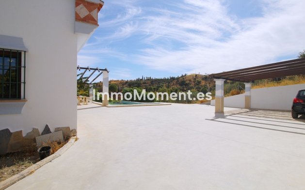 Revente - Maison de campagne - Intérieur                       - Coín