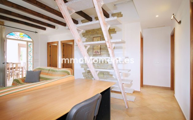 Revente - Maison de campagne - Intérieur                       - Coín