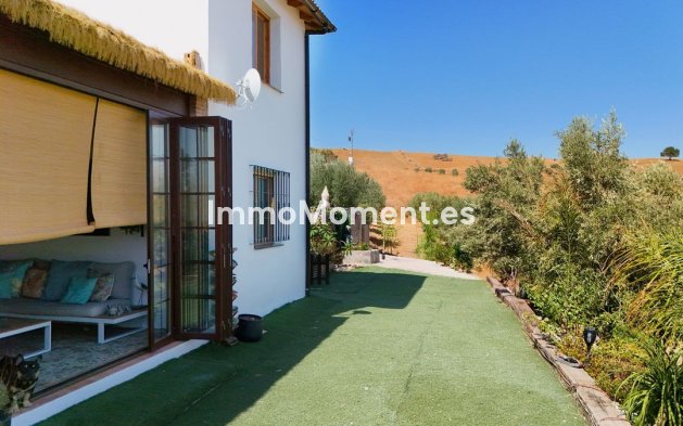 Revente - Villa - Intérieur                       - Coín