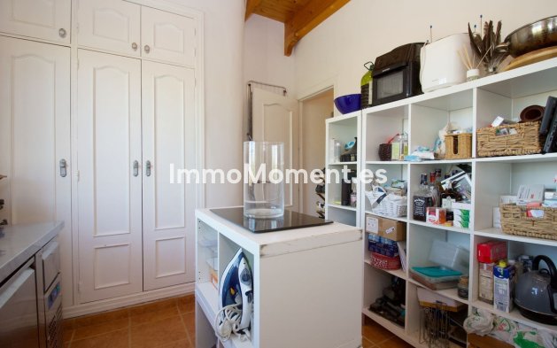 Revente - Villa - Intérieur                       - Coín