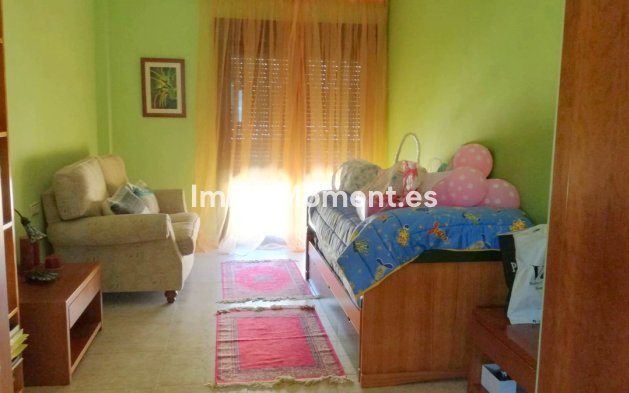 Resale - Villa - Inland  - Estacion de Cartama