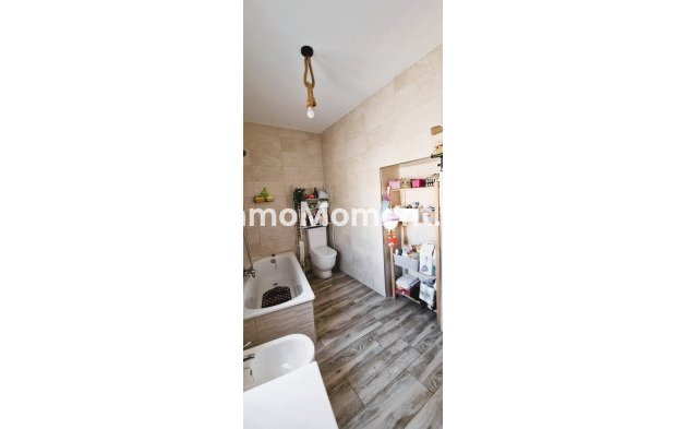 Revente - Villa - Málaga - Campanillas