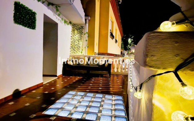 Revente - Villa - Málaga - Campanillas