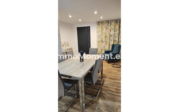 Wiederverkauf - Wohnung -   Inländisch - Coín