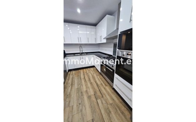 Wiederverkauf - Wohnung -   Inländisch - Coín