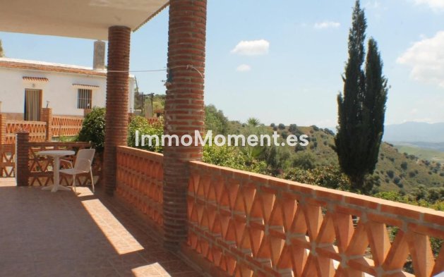 Revente - Maison de campagne - Intérieur                       - Gibralgalia