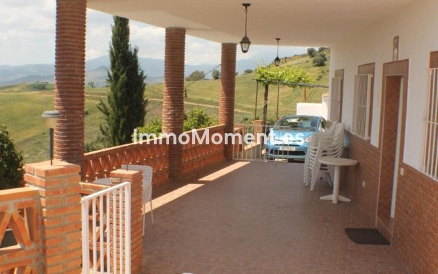 Revente - Maison de campagne - Intérieur                       - Gibralgalia