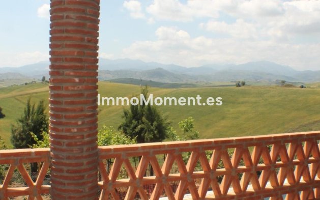 Revente - Maison de campagne - Intérieur                       - Gibralgalia