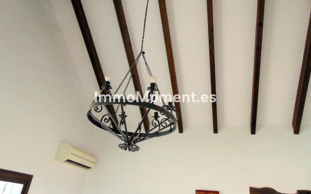 Reventa - Casa de campo - Interior  - Monda