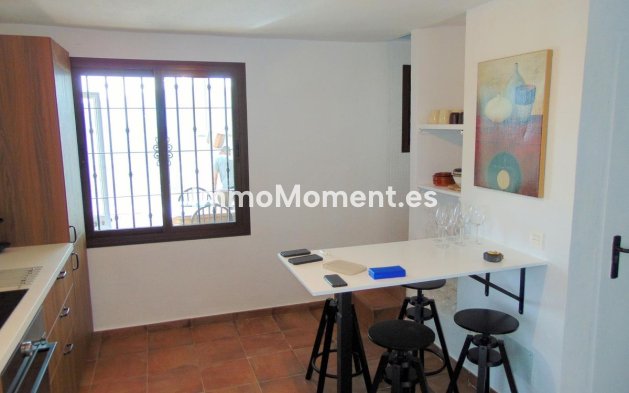 Reventa - Casa de campo - Interior  - Monda