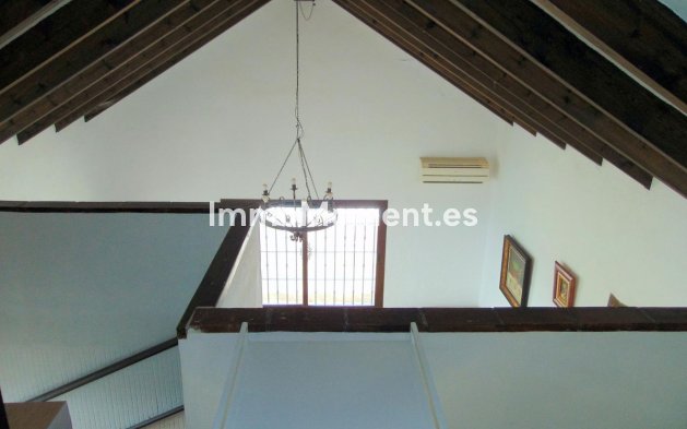 Reventa - Casa de campo - Interior  - Monda