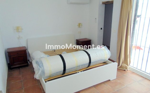 Reventa - Casa de campo - Interior  - Monda