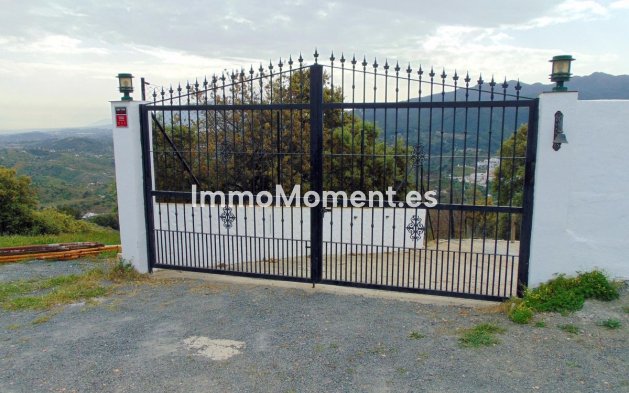 Reventa - Casa de campo - Interior  - Monda