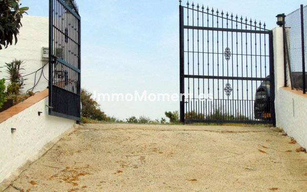 Reventa - Casa de campo - Interior  - Monda