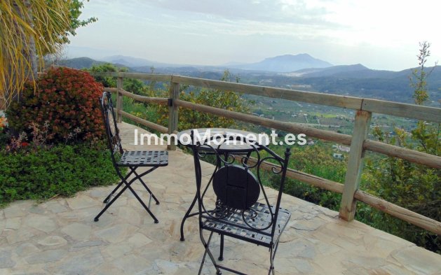 Reventa - Casa de campo - Interior  - Monda