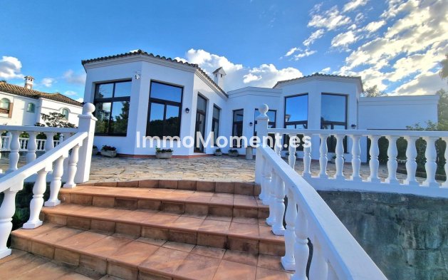 Wiederverkauf - Villa - Sotogrande - Sotogrande Alto