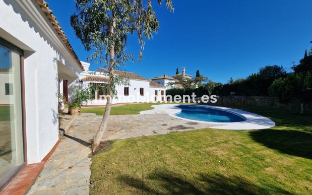 Wiederverkauf - Villa - Sotogrande - Sotogrande Alto