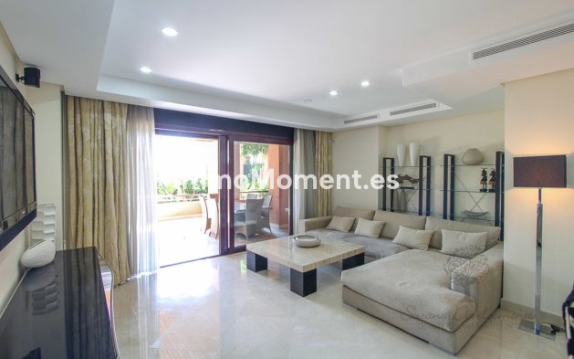 Wiederverkauf - Wohnung - Marbella - Puerto Banús