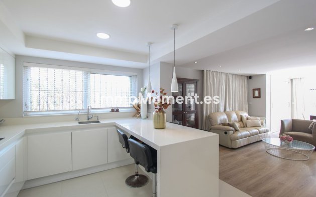 Revente - Appartement - Marbella - Guadalmina Alta
