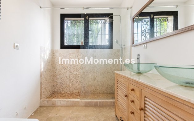 Wiederverkauf - Villa - Manilva