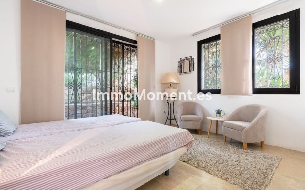 Wiederverkauf - Villa - Manilva