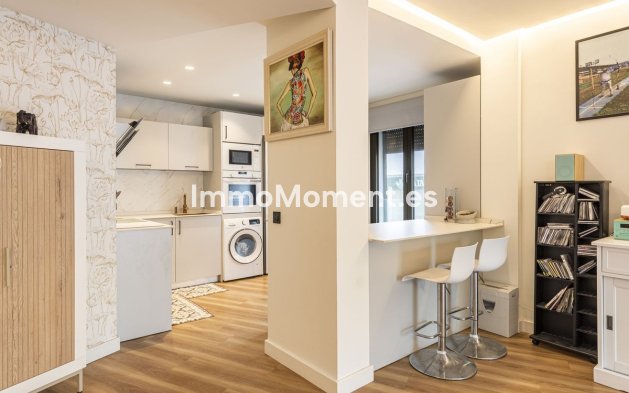 Revente - Appartement - Estepona  - Estepona Centro