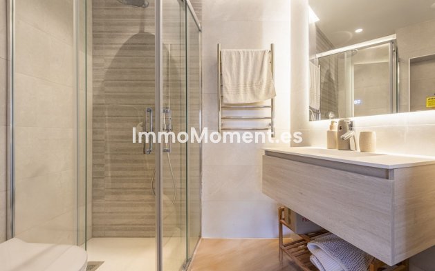 Revente - Appartement - Estepona  - Estepona Centro