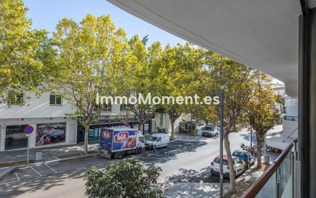 Revente - Appartement - Estepona  - Estepona Centro